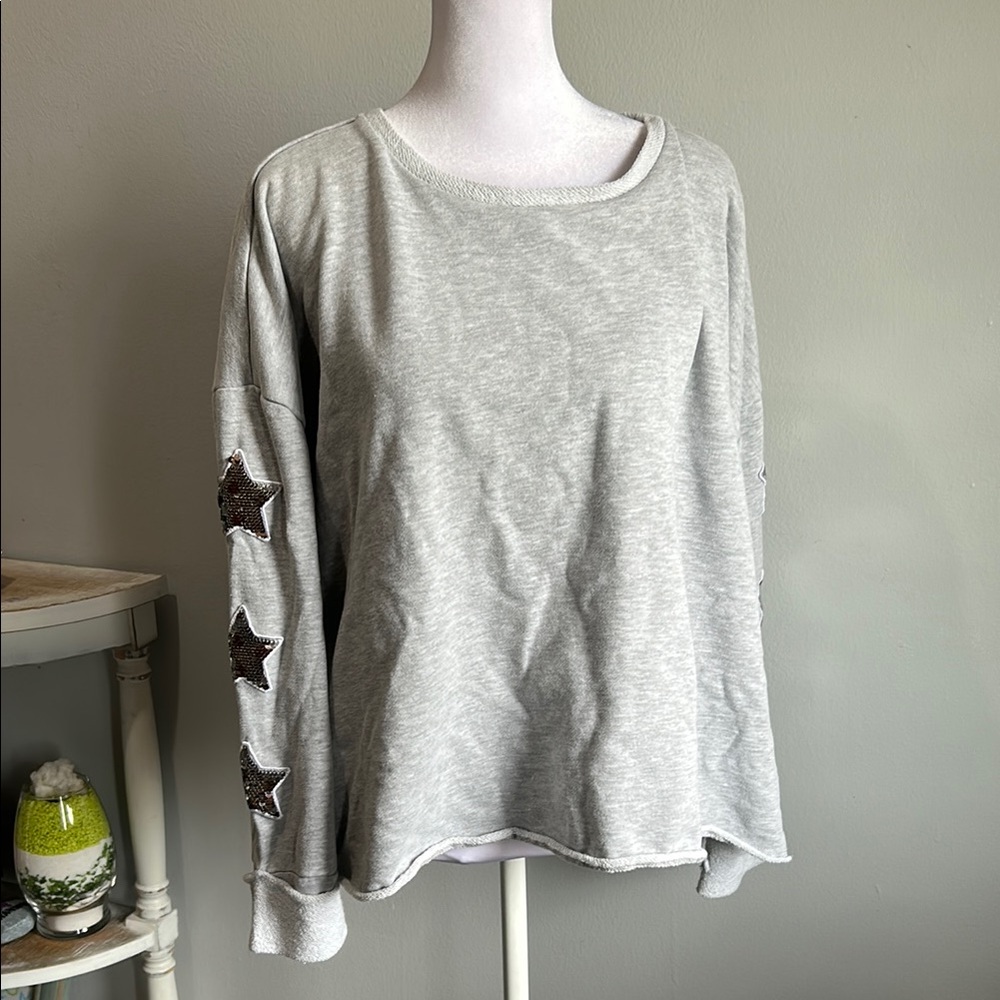 [525 America] Gray Star-Embellished Sweater - Size Medium